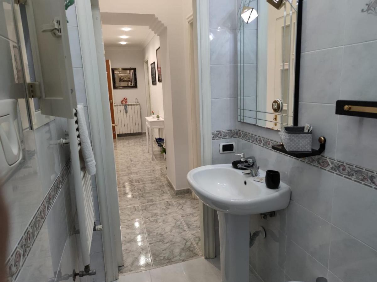 Gevynapule Apartment Naples Exterior photo